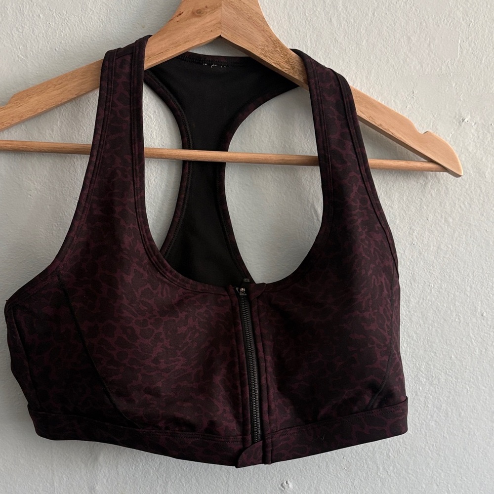 Fabletics women’s Sports Bra